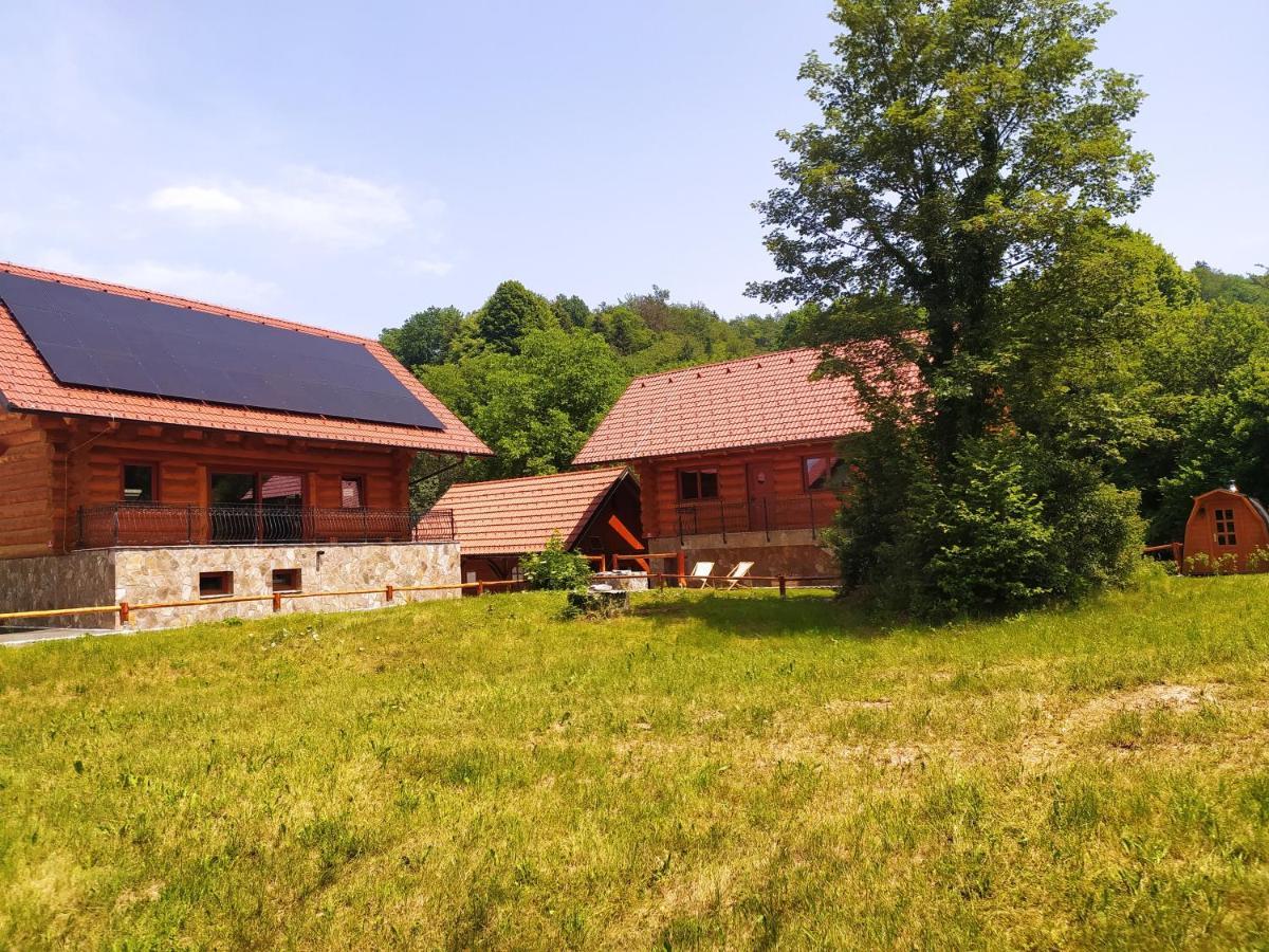 Hébergement de vacances Brunarica Biopark -log House Biopark *