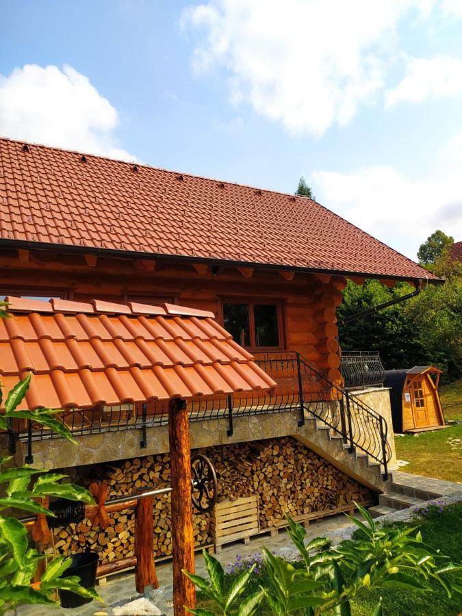 Brunarica Biopark -log House Biopark Vakantiehuis Grosuplje